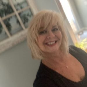 Meet your Posher, Catherine